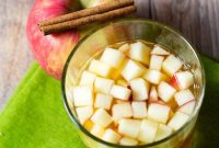 Cinnamon Apple Cider Sangria for Apple Week: Festive Fall Cocktail