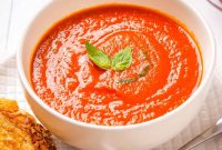 Creamy Instant Pot Tomato Soup with Fresh or Canned Tomatoes