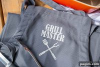 DIY Grillmaster Apron: Step-by-Step Sewing Tutorial