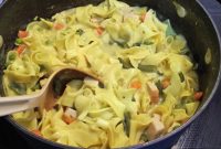 30-Minute Chicken and Noodles Recipe for Creamy Comfort