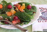Baby Spinach and Raspberry Salad with Honey Balsamic Dressing