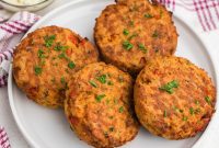 Crispy Air Fryer Salmon Cakes with Lemon Dill Sauce