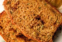 Moist Zucchini Bread with Cinnamon and Walnut Crumble