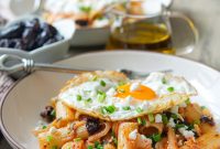 Kimchi and Olive Pasta: Greek-Korean Fusion Recipe for Flavorful Noodles