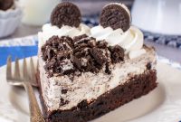 No-Bake Oreo Mousse Cake Recipe: Creamy Chocolate Cookie Delight