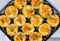 Southwest Ham & Cheddar Mini Quiches — Savory Brunch Bites