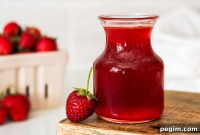 Homemade Small-Batch Strawberry Syrup Recipe
