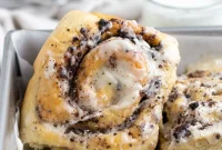 Indulgent Oreo Cinnamon Rolls with Cream Cheese Glaze