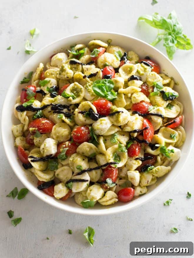 Caprese Pesto Pasta Salad