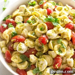 Caprese Pesto Pasta Salad