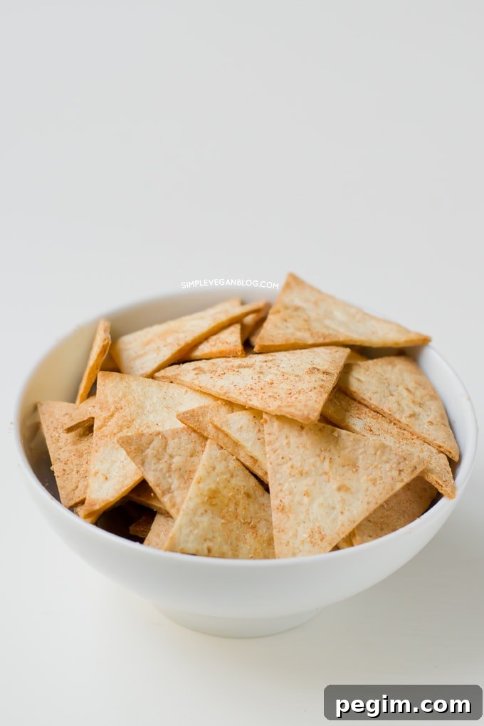 Baked tortilla chips | simpleveganblog.com #simpleveganblog #vegan