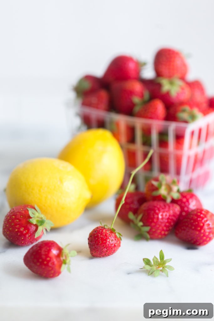 Mini Strawberry Lemon Cupcakes - strawberries and lemons