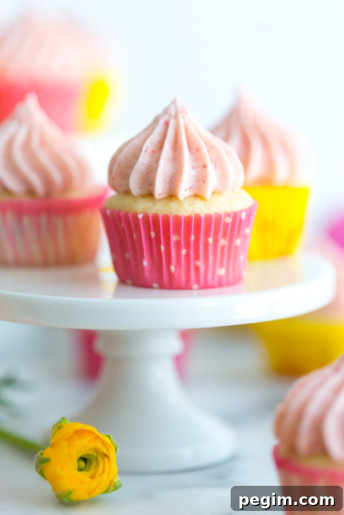 Mini Strawberry Lemon Cupcake with Strawberry Cream Cheese Frosting