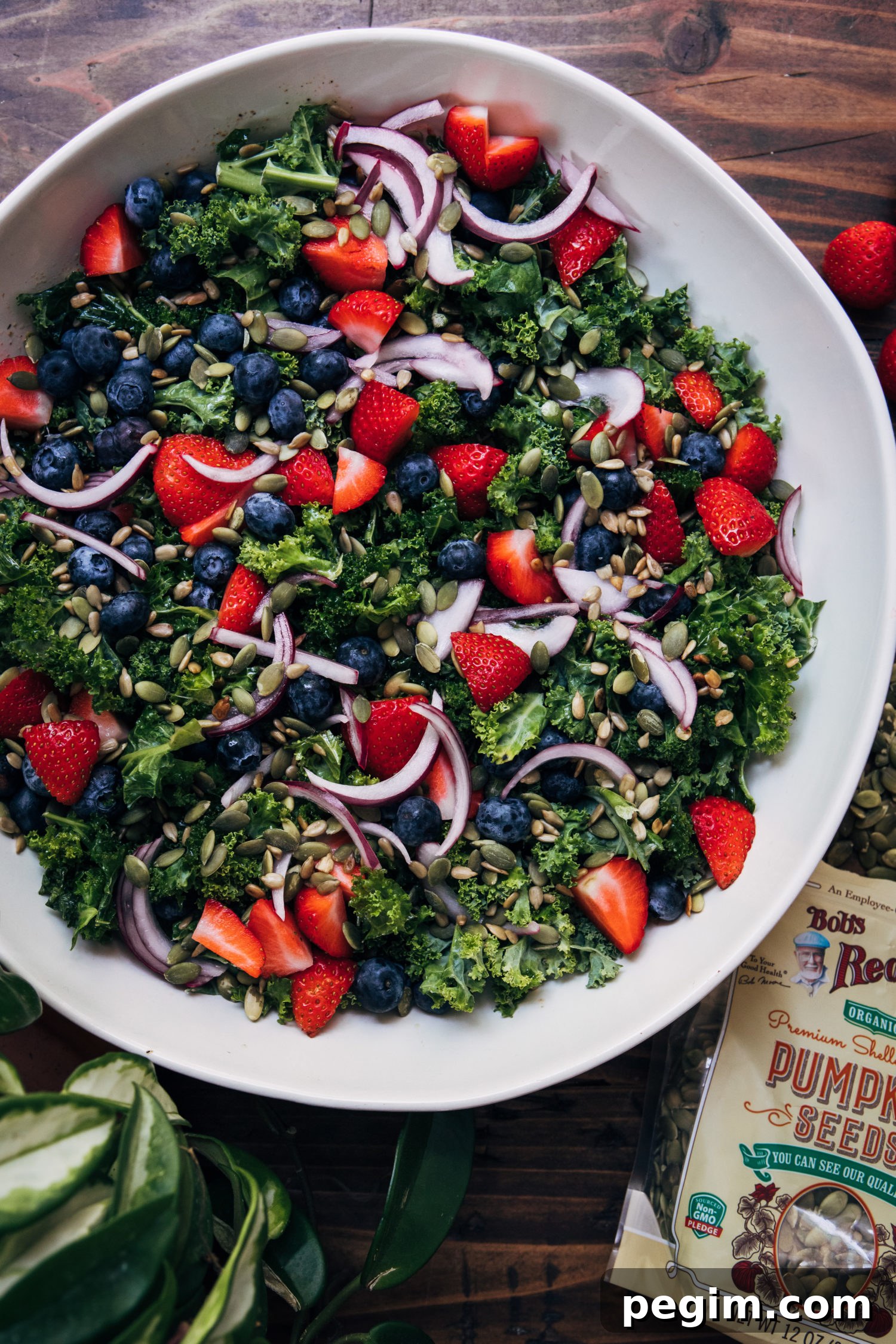 Vegan Superfood Kale Salad | Well and Full | #vegan #recipe #superfoods