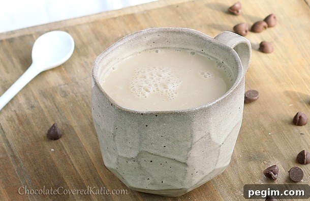 chocolate chip cookie dough latte