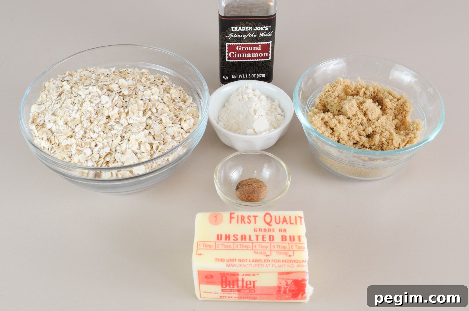 Pumpkin Muffins with Oatmeal Streusel Topping