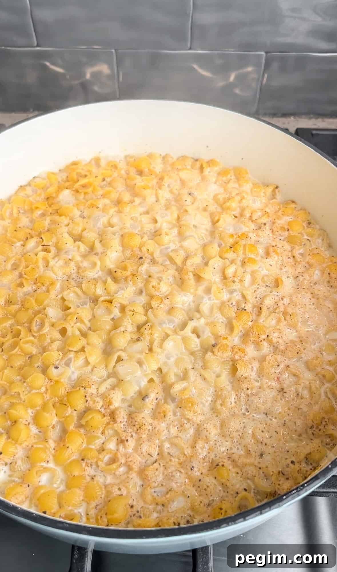 pan sauce simmering