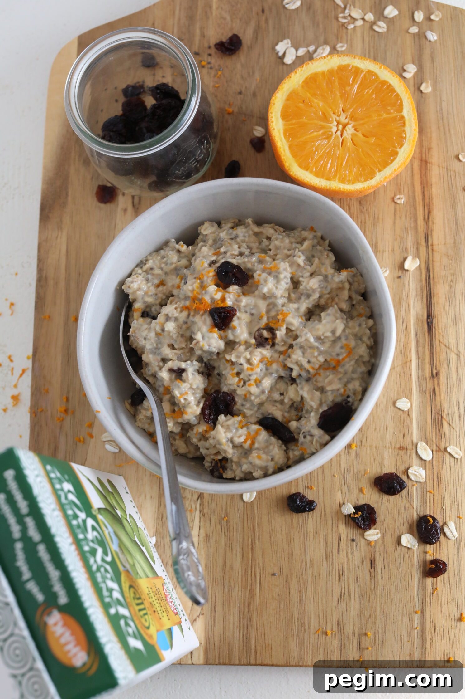 Orange Cranberry Overnight Oats process photo by Flora & Vino