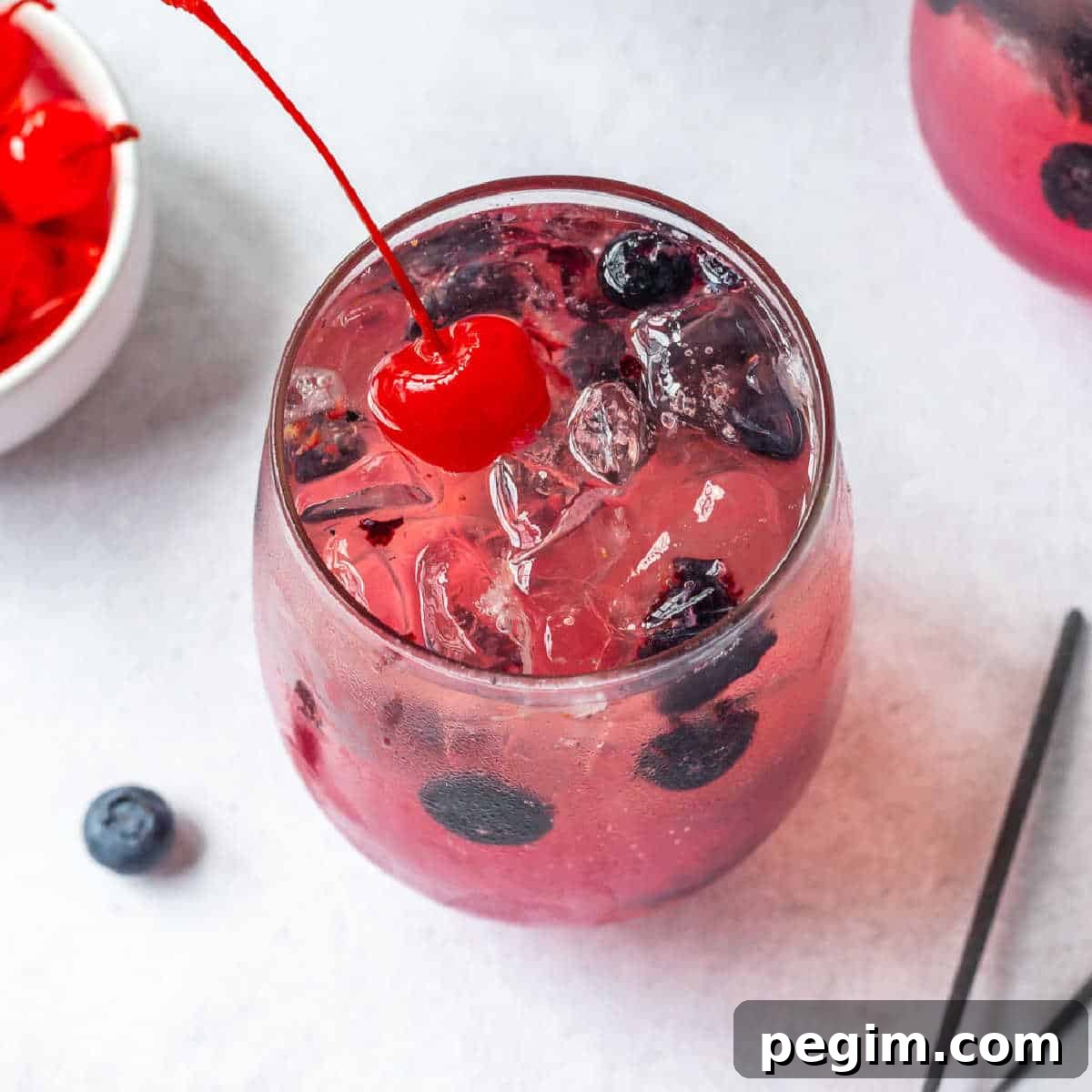 blueberry champagne cocktail