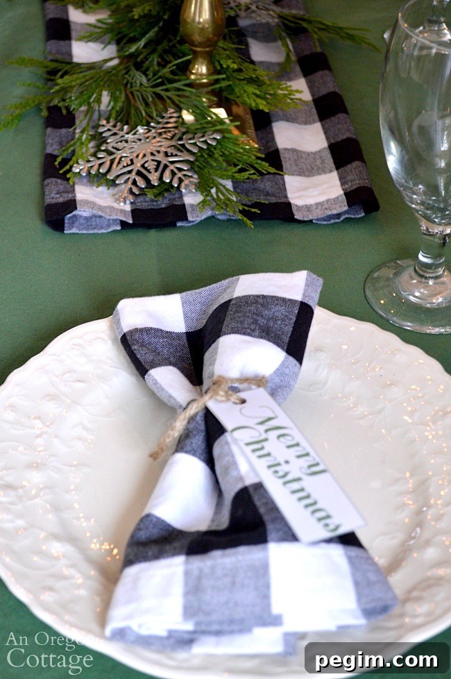 Green-Buffalo plaid Christmas Decor-napkin and tag