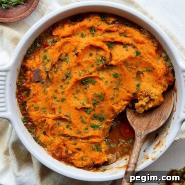 Healthy shepherd's pie topped creamy mashed sweet potato topping made with Greek yogurt (no heavy cream).