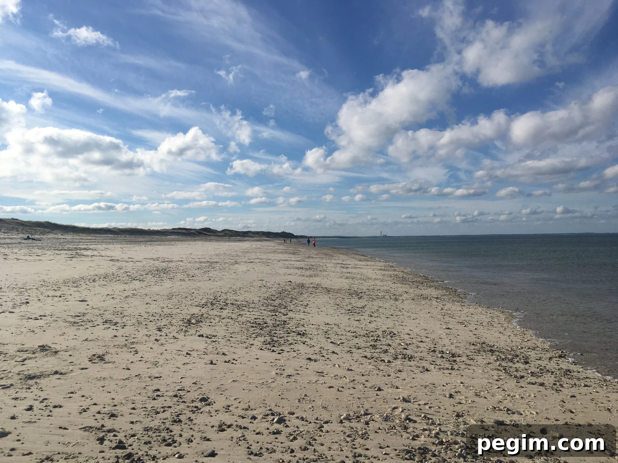 6 Ways to Embrace Hygge This Autumn 7 A beach in the fall.