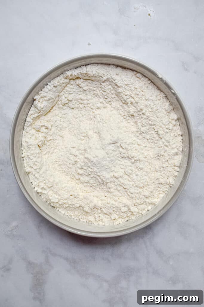 The dry ingredients are mixed together.