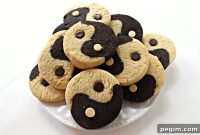 Yin Yang Slice-and-Bake Cookies Recipe