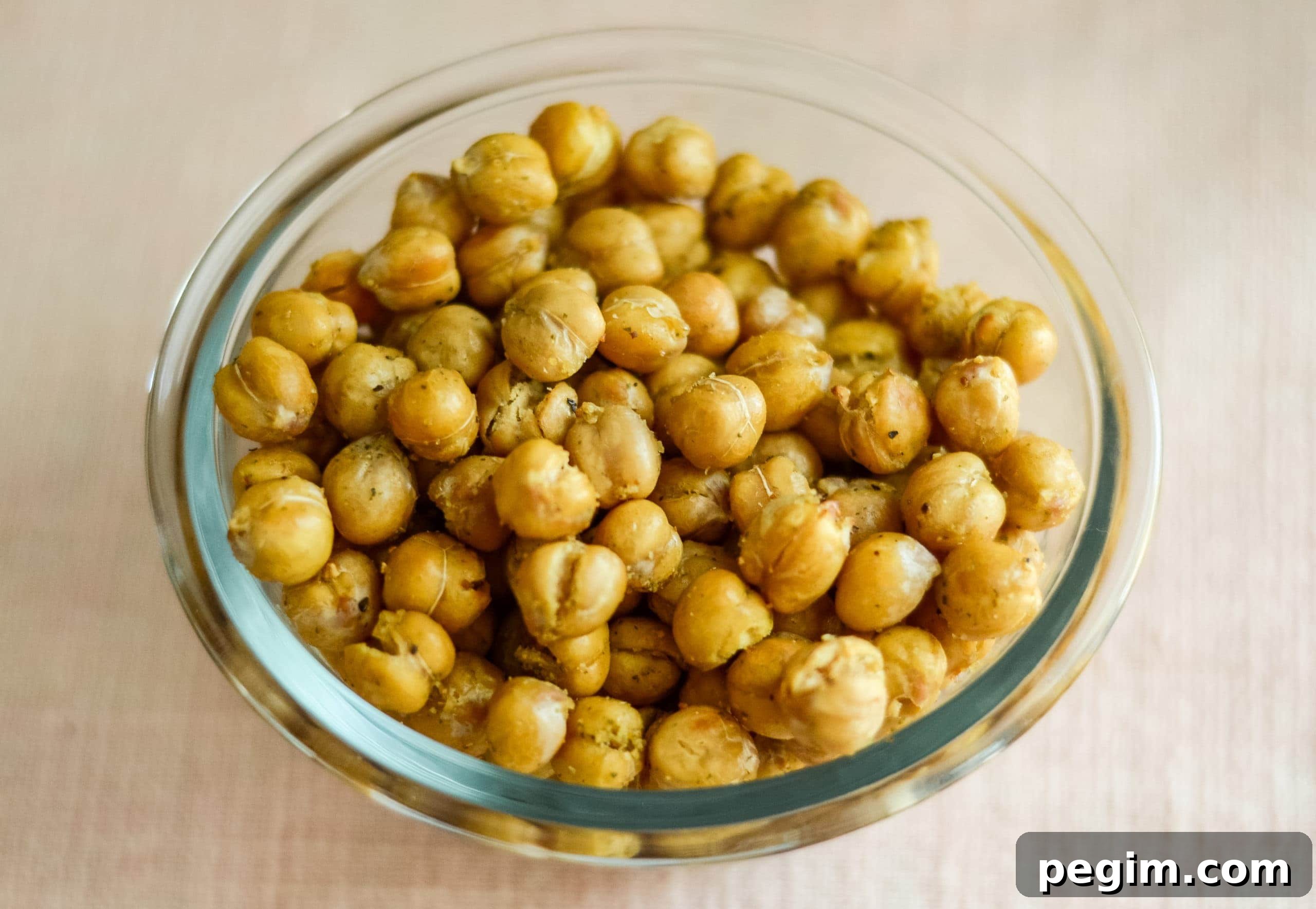 Crispy Air Fryer Chickpeas: Protein-Packed Plant-Based Snack 3 air fryer chickpeas