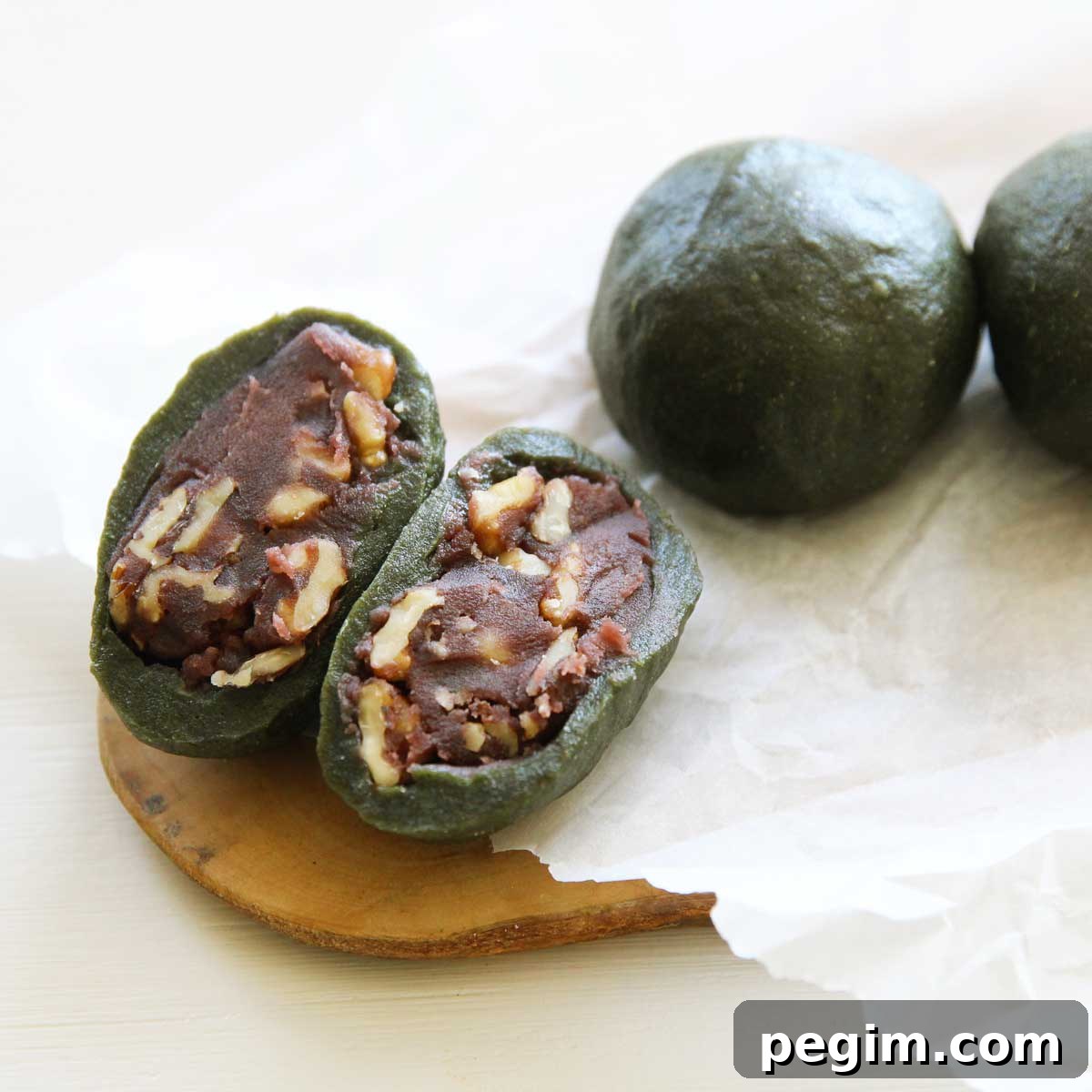 Microwave Mugwort Injeolmi: Quick Korean Rice Cake Recipe 15 easy microwave mugwort mochi recipe with sweet red bean filling