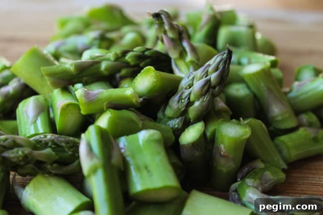 Make-Ahead Overnight Asparagus and Egg Casserole 5 chopped asparagus.